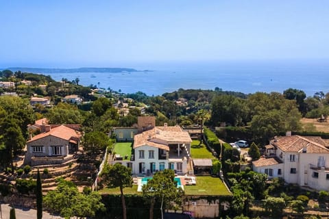 Villa with 8 bedrooms, sea view, great comfort Villa in Cannes