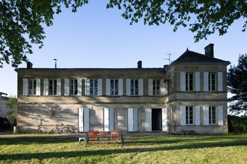 Property building, Garden, Garden view, Landmark view