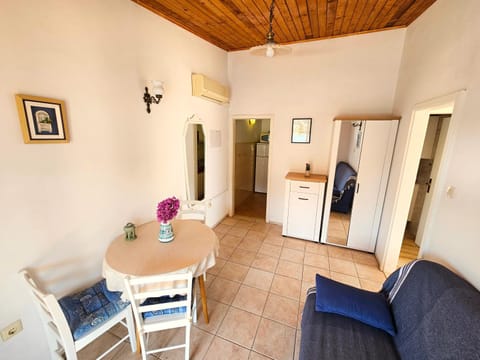 Apartments Carmen Vinisce Apartment in Split-Dalmatia County