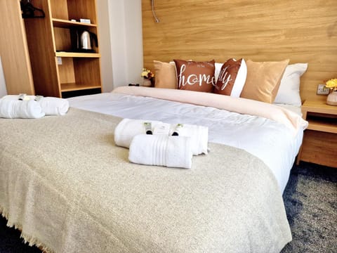 Sweet Rose Guest House Room 3 Bed and Breakfast in Oxford