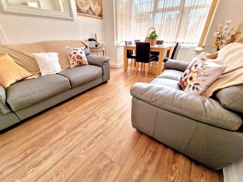 Sweet Rose Guest House Room 6 Bed and Breakfast in Oxford