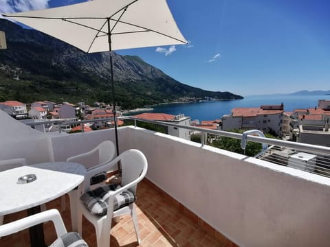 View (from property/room), Balcony/Terrace, Mountain view, Sea view