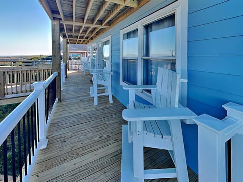 Seaside Serenity AB House in Carolina Beach