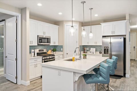 Trailhead at Ladera Resort Dog Friendly! House in Washington