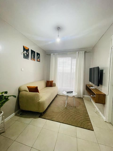 Communal lounge/ TV room, TV and multimedia, Living room, Photo of the whole room, Seating area, Evening entertainment