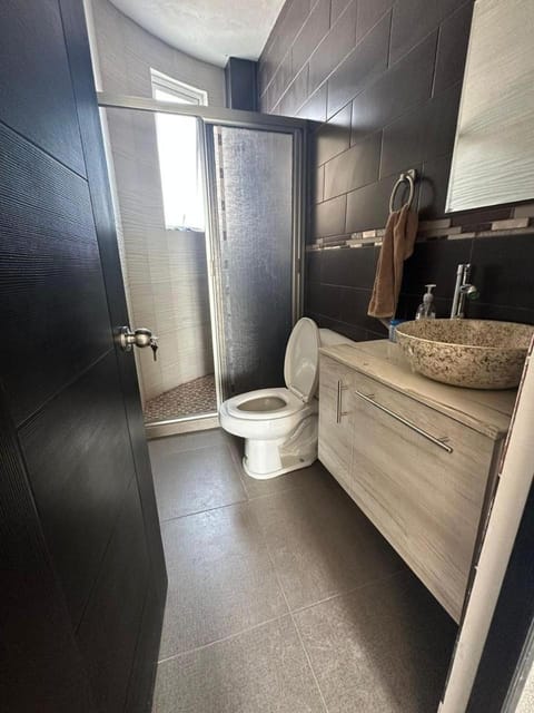 House in Teques Rooftop with view and pool for 15 House in Tequesquitengo