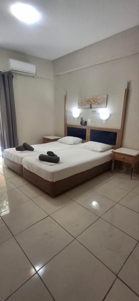Bed, Bedroom, air conditioner, air conditioner