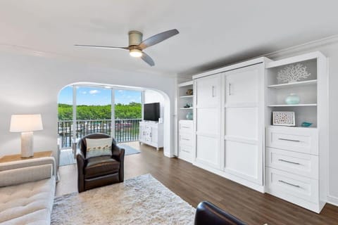 Bayside Villa 4118- Captiva One Bedroom Deluxe Residence House in Sanibel Island