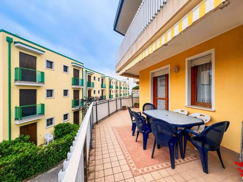 Summer, Balcony/Terrace