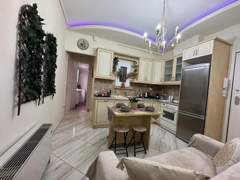 Supreme City Heart Suites 2 Apartment in Alexandroupoli