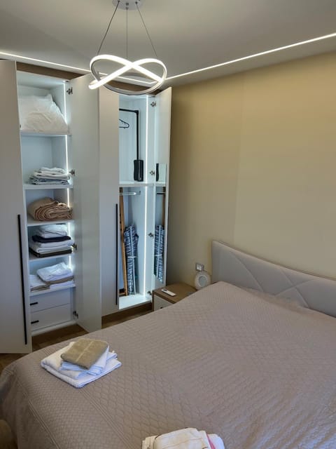 Great apartment with stunning view Apartment in Vlorë