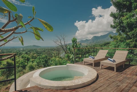 View (from property/room), Pool view