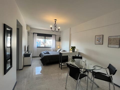 Bed, Photo of the whole room, Dining area