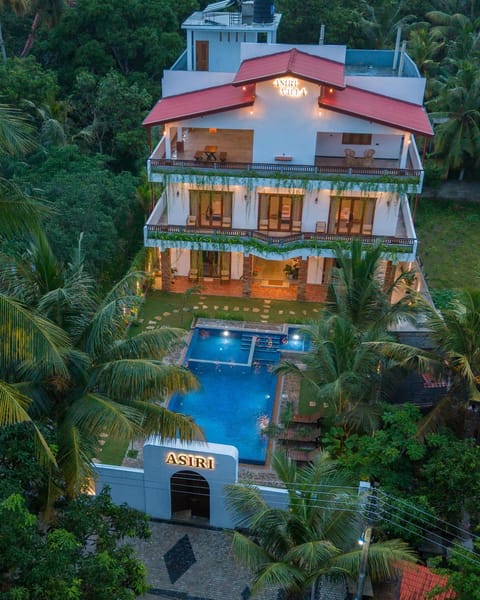 Property building, Natural landscape, Garden view, Pool view, Swimming pool, sunbed
