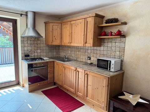 We are 4810 Chalet Les Crampons Apartment in Courmayeur