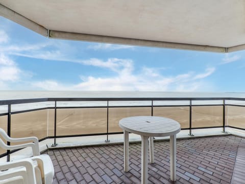 Patio, View (from property/room), Balcony/Terrace, Sea view
