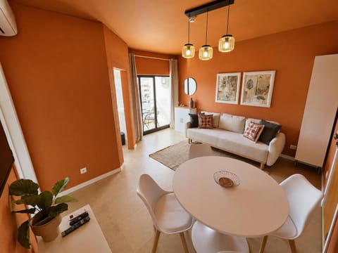 Balcony/Terrace, Living room, Photo of the whole room, Seating area, Dining area