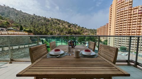 Day, Balcony/Terrace, Dining area, Mountain view