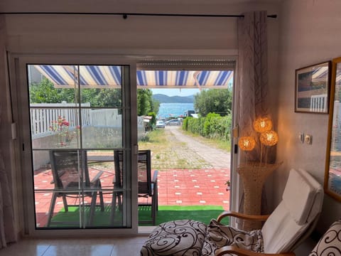 Patio, Day, Natural landscape, Garden, Balcony/Terrace, Seating area, Garden view, Sea view