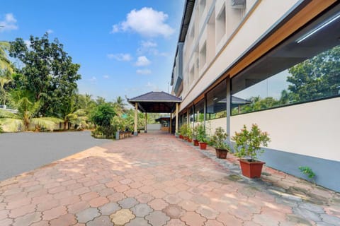Facade/entrance, Facade/entrance