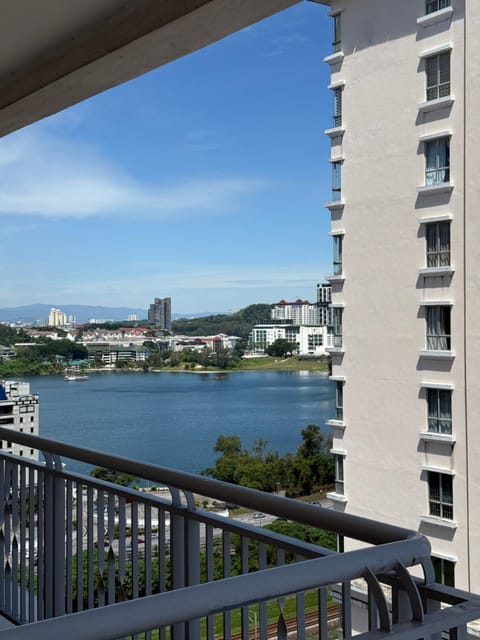 View (from property/room), Lake view