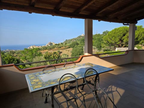 Balcony/Terrace, Landmark view, Landmark view, Sea view, Sea view
