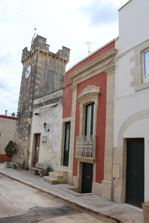 Property building, Facade/entrance, Neighbourhood