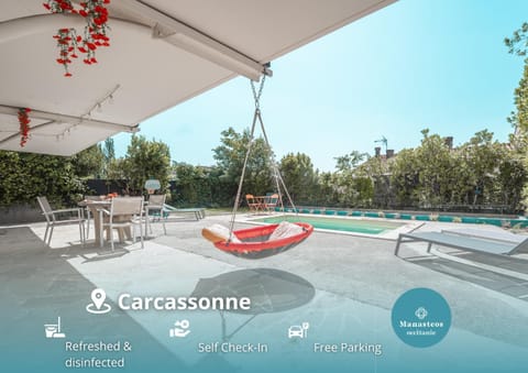 Day, Pool view, Swimming pool, sunbed