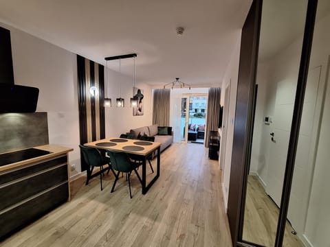 Modern Green Kołłątaja 7A Apartment in West Pomeranian Voivodeship, Poland