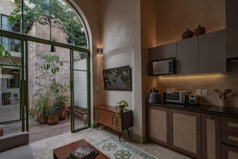 Garden, Kitchen or kitchenette