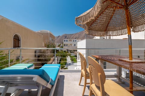 Luxury Suite Alexandros Apartment in Perissa