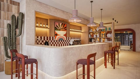 Property building, Restaurant/places to eat, Lounge or bar