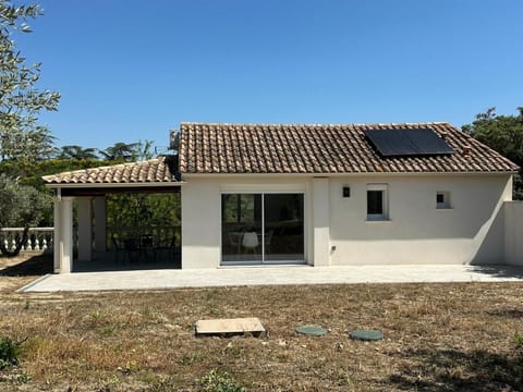 Maison pour 4 avec clim et parking House in Villeneuve-lès-Avignon