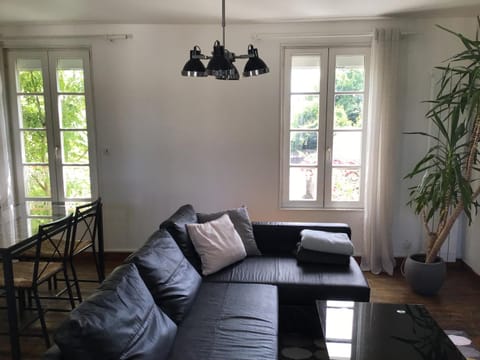 Living room, Lounge or bar, Seating area