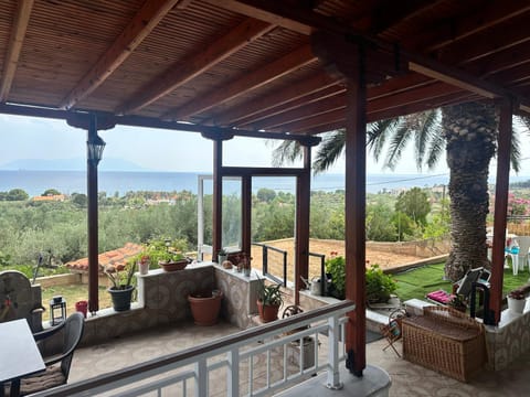 Patio, Spring, Day, Natural landscape, Garden, View (from property/room), Garden view, Mountain view, Sea view