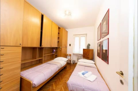 Casa Angelika near Milan, Malpensa, Rho Fiera Apartment in Legnano