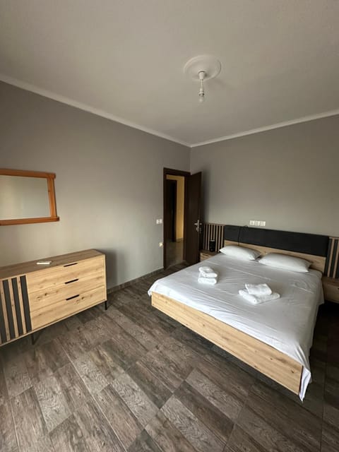 Three Roots House Apartment in Decentralized Administration of Macedonia and Thrace