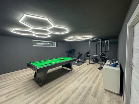 Design Villa with Pool - Lake Maggiore Villa in Canton of Ticino