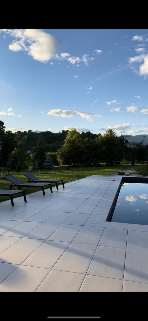 Design Villa with Pool - Lake Maggiore Villa in Canton of Ticino