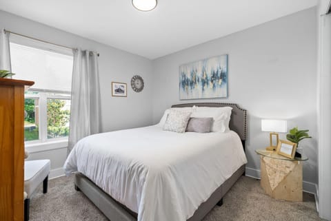 The Lofts of Downtown - 540 N 2nd St - Unit 202 - Charming 2-Bedroom in the Heart of Clarksville TN Apartment in Clarksville