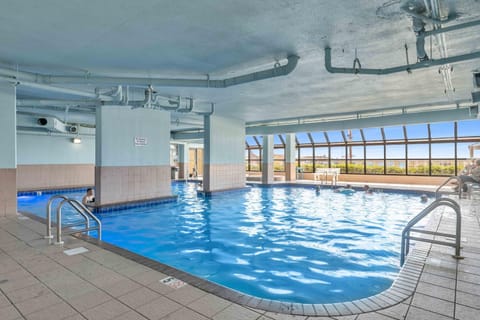 Oceanview 3BR 2BA Condo in Phoenix V 14th Floor Apartment hotel in Orange Beach