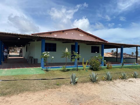 Property building, Day
