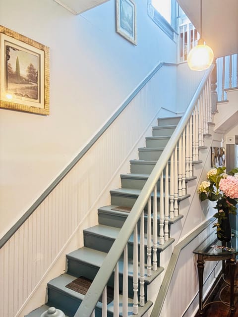 Dazzling Downtown Delight Apartment in Waycross