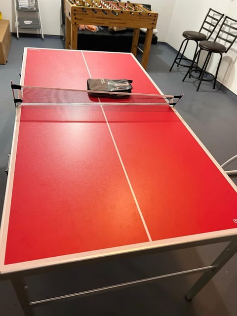 Explore Poconos with Fire pit, Games, Grill House in Tobyhanna