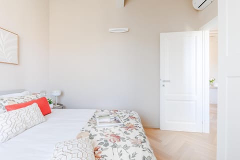 The White Penthouse Apartment in Capannori