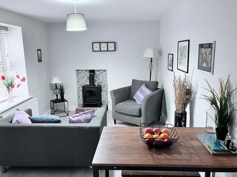 OMalleys Town House House in Buncrana