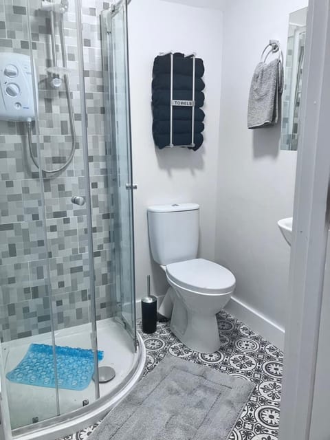 OMalleys Town House House in Buncrana