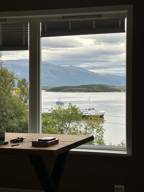 Lyngen Blue House House in Troms Og Finnmark