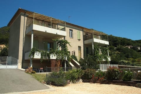 Grand Gîte La Buissonnière House in Provence-Alpes-Côte d'Azur