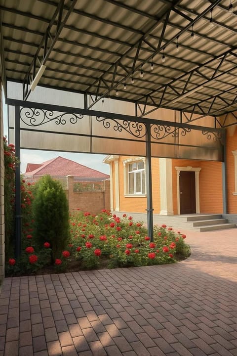 Property building, Day